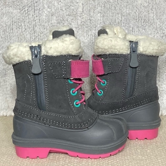 Cat & Jack Kids Black/Pink/Green Leather Journey Winter Snow Boots Size US 5 - Picture 7 of 12